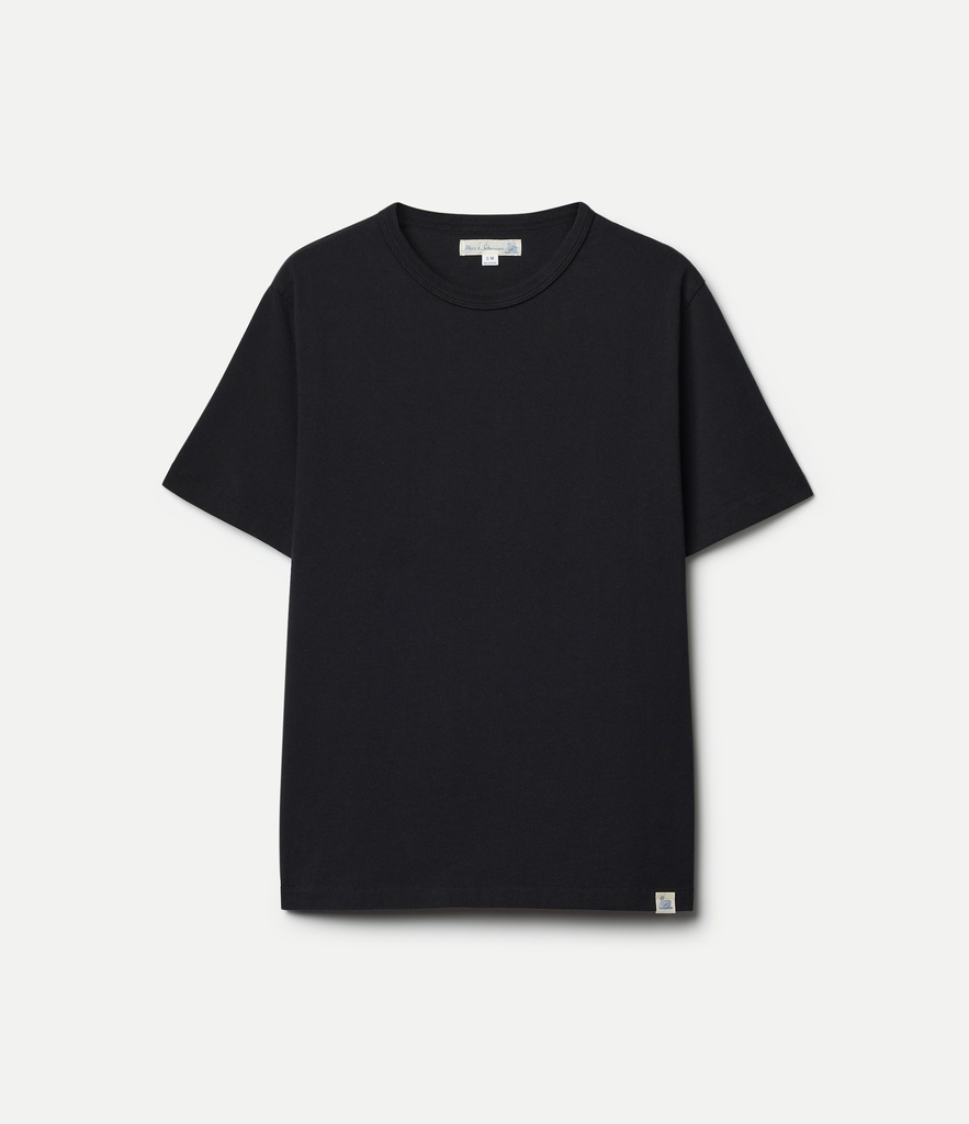 TEE02_99_01.jpg