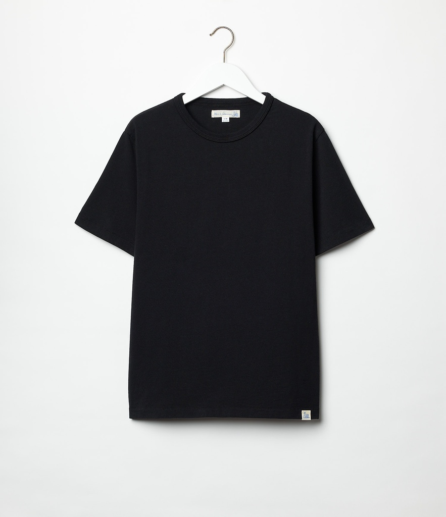 TEE02_99_01.jpg