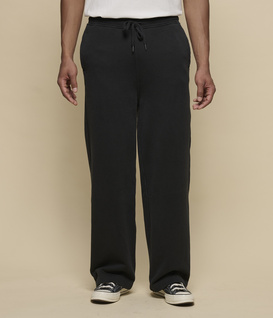 SWEATPTS03_99_10_Frank