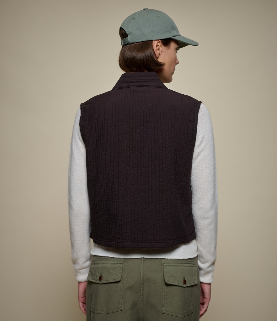 VEST02PAD_199_11_Jordis