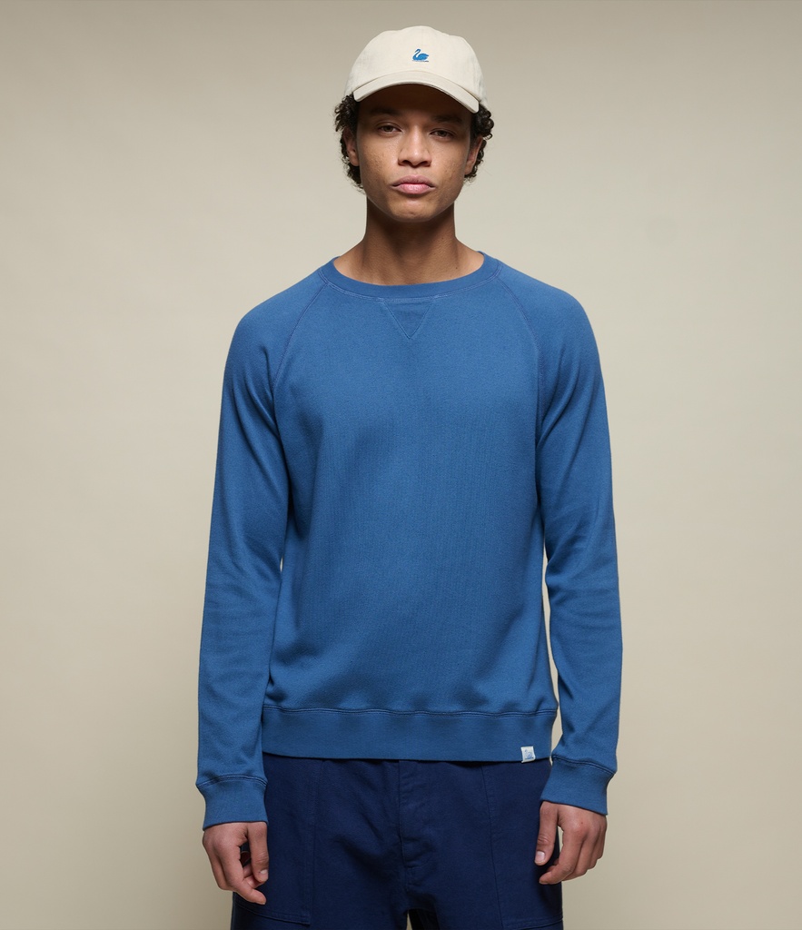 EASYCREW01_522M_10_Joel
